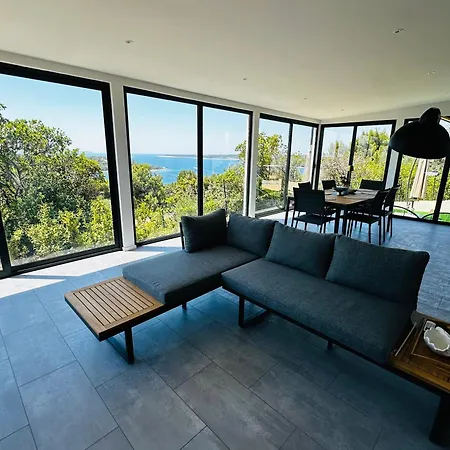 Sea View Gold By Vellaris, Luxury Mobile Camping