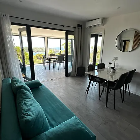 Sea View Gold By Vellaris, Luxury Mobile Camping Mali Lošinj